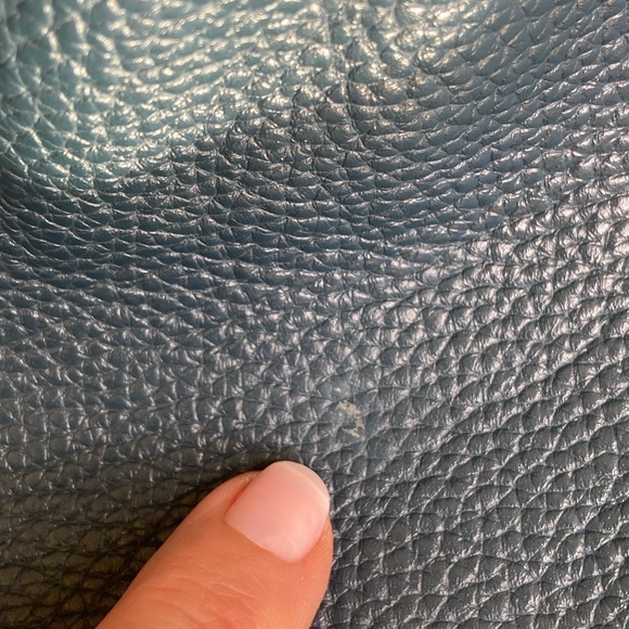 Dooney & Bourke EUC Pebbled Grain Largo Logo Lock Sac in Teal Classic - Picture 7 of 16